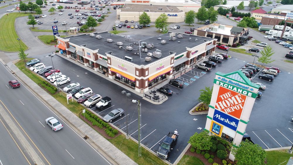 Clinton Highway Shops: 6631 Clinton Highway, Knoxville, TN 37912